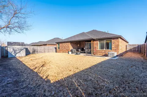 3623 E Cherry Hill Ct, Broken Arrow, OK 74014 photo 28