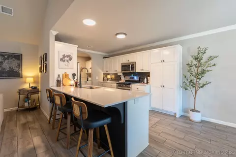 3623 E Cherry Hill Ct, Broken Arrow, OK 74014 photo 11