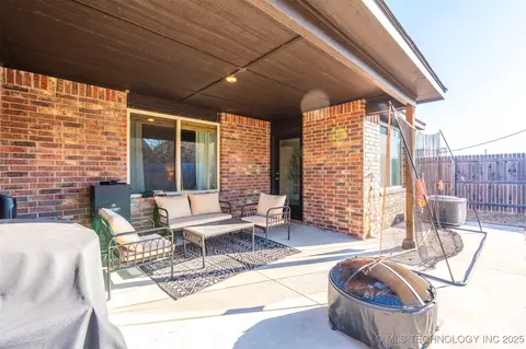 3623 E Cherry Hill Ct, Broken Arrow, OK 74014 photo 26