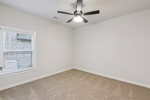712 E 149th St S, Glenpool, OK 74033 photo 32