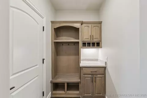 712 E 149th St S, Glenpool, OK 74033 photo 38