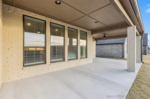 712 E 149th St S, Glenpool, OK 74033 photo 52