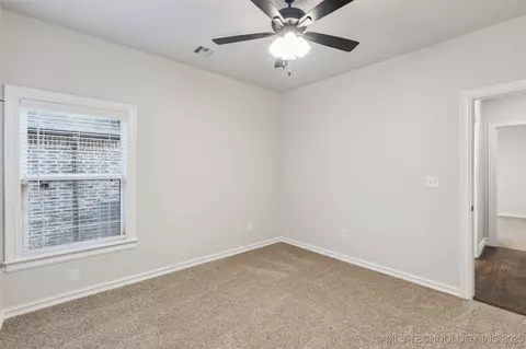 712 E 149th St S, Glenpool, OK 74033 photo 36