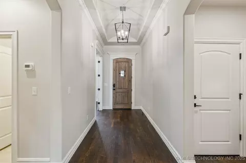 712 E 149th St S, Glenpool, OK 74033 photo 3