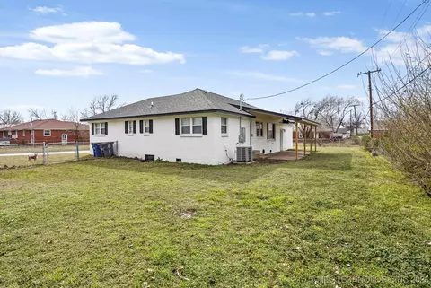 10907 E 4th Pl, Tulsa, OK 74128 photo 25