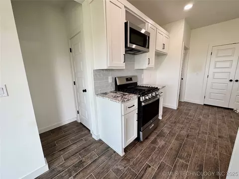 20105 E 36th Pl S, Broken Arrow, OK 74014 photo 21