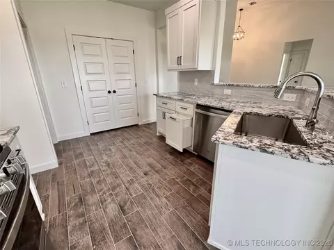 20105 E 36th Pl S, Broken Arrow, OK 74014 photo 18