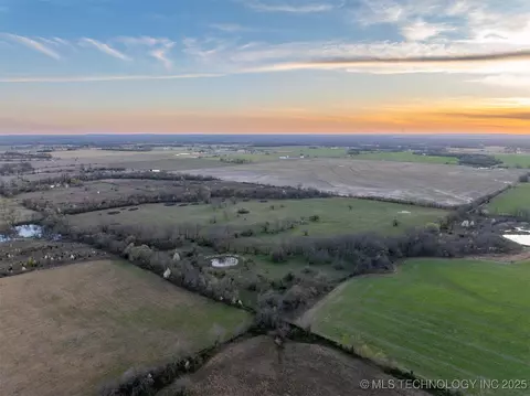 60 E 740 Rd, Wagoner, OK 74467