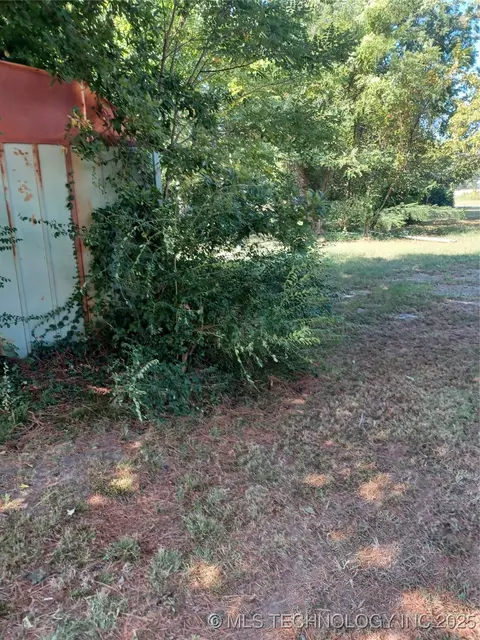 SE Main, Checotah, OK 74426 photo 12