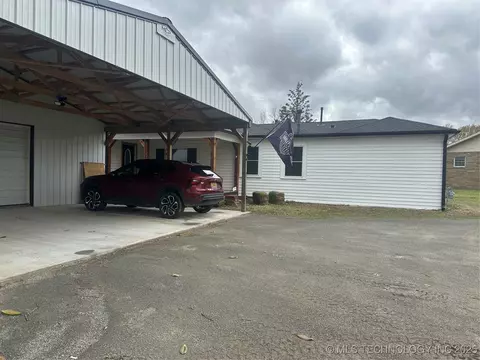 121 N 4th, Eufaula, OK 74432 photo 1