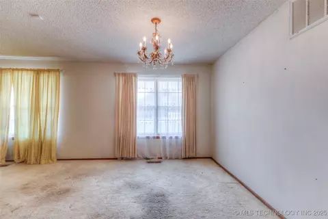 9135 E 67th Ct, Tulsa, OK 74133 photo 14