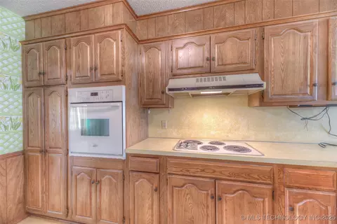 9135 E 67th Ct, Tulsa, OK 74133 photo 5