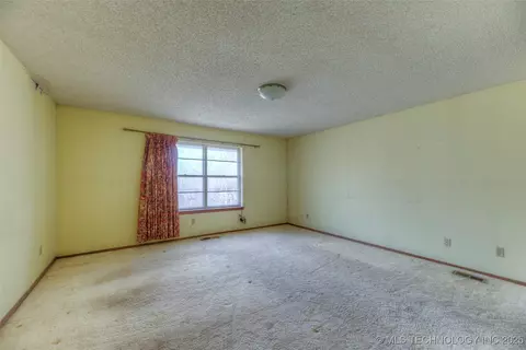 9135 E 67th Ct, Tulsa, OK 74133 photo 15