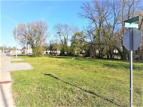 506 W Graham, Pryor, OK 74361