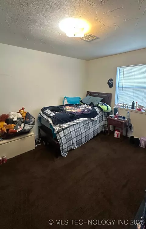 305 W Adler, Davis, OK 73030 photo 9