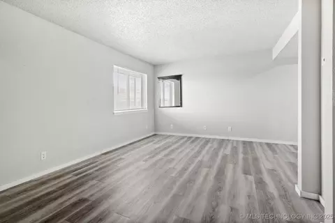 2219 E 66th Place 903, Tulsa, OK 74136 photo 6