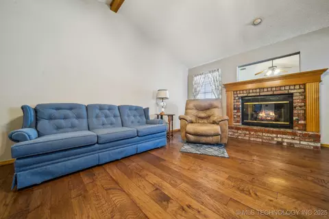 12418 E 35th St, Tulsa, OK 74146 photo 8
