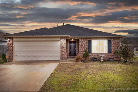 28014 E 149th St S, Coweta, OK 74429