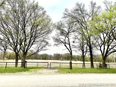 E 158th Street S, Coweta, OK 74429