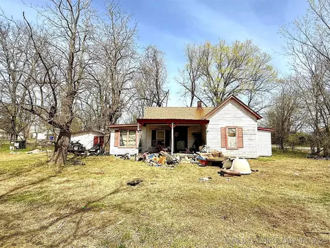517 S Birch St, Hulbert, OK 74441
