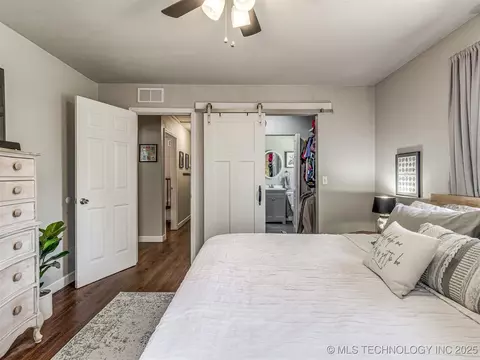 1605 E 54th Pl, Tulsa, OK 74105 photo 34