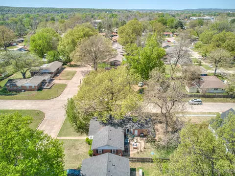 1605 E 54th Pl, Tulsa, OK 74105 photo 66