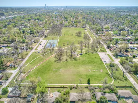 1605 E 54th Pl, Tulsa, OK 74105 photo 70