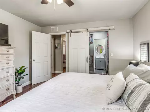 1605 E 54th Pl, Tulsa, OK 74105 photo 33