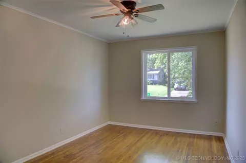 5764 E 30th Pl, Tulsa, OK 74114 photo 11