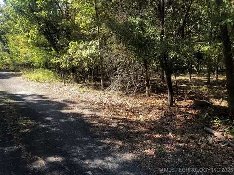 E 703 Road, Wagoner, OK 74467 photo 5