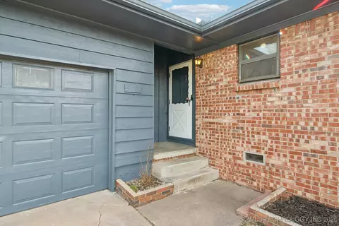 9761 E 5th St, Tulsa, OK 74128 photo 3