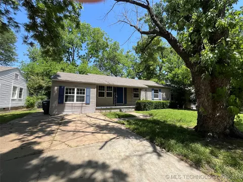 1367 E 43rd St, Tulsa, OK 74105 photo 1