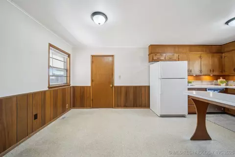 6616 E 30th St, Tulsa, OK 74129 photo 8