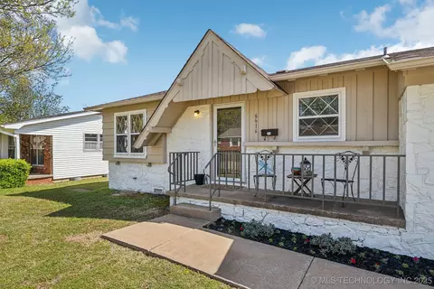 6616 E 30th St, Tulsa, OK 74129 photo 3