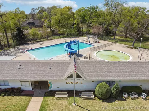6842 E 56th St, Tulsa, OK 74145 photo 31