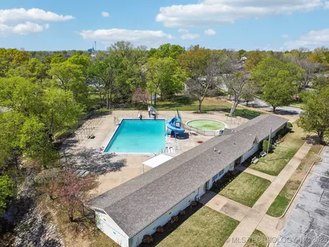 6842 E 56th St, Tulsa, OK 74145 photo 30