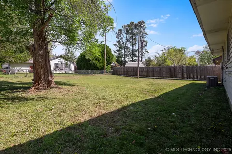 5765 E 29th St, Tulsa, OK 74114 photo 27