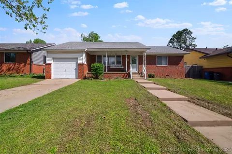 5765 E 29th St, Tulsa, OK 74114 photo 3