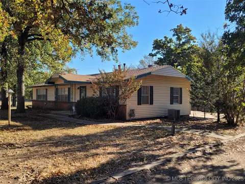 114289 Hickory Rd, Eufaula, OK 74432 photo 3