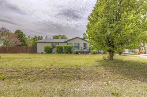 332 Spring Creek St, Pryor, OK 74361