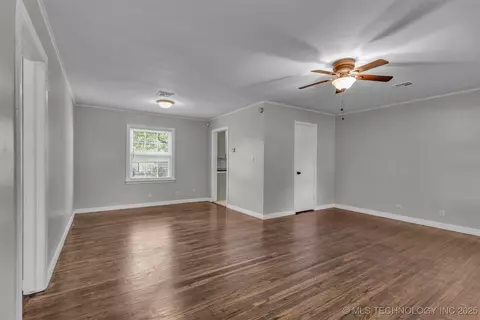5738 E 4th St, Tulsa, OK 74112 photo 15