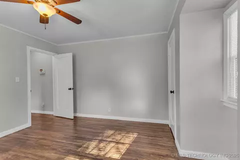 5738 E 4th St, Tulsa, OK 74112 photo 13
