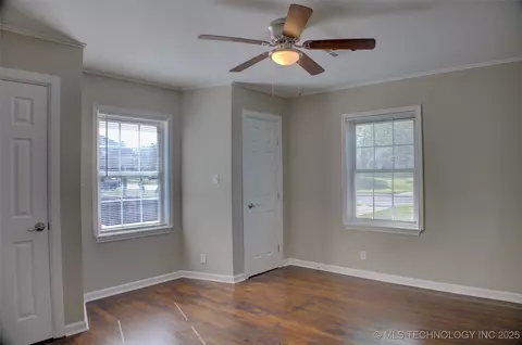 2717 E 3rd St, Tulsa, OK 74104 photo 8