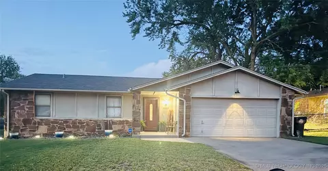 30037 E 144th St S, Coweta, OK 74429