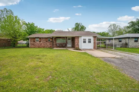 13881 S 295th East Ave, Coweta, OK 74429