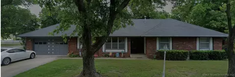 1701 Brookfield Ter, Pryor, OK 74361