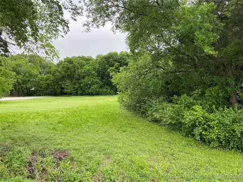 0 Commerce, Ardmore, OK 73401 photo 4