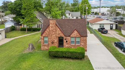 1131 E 36th St, Tulsa, OK 74105 photo 2
