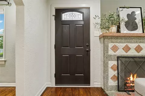 1131 E 36th St, Tulsa, OK 74105 photo 4