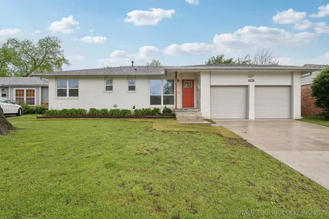 1638 E 55th Pl, Tulsa, OK 74105
